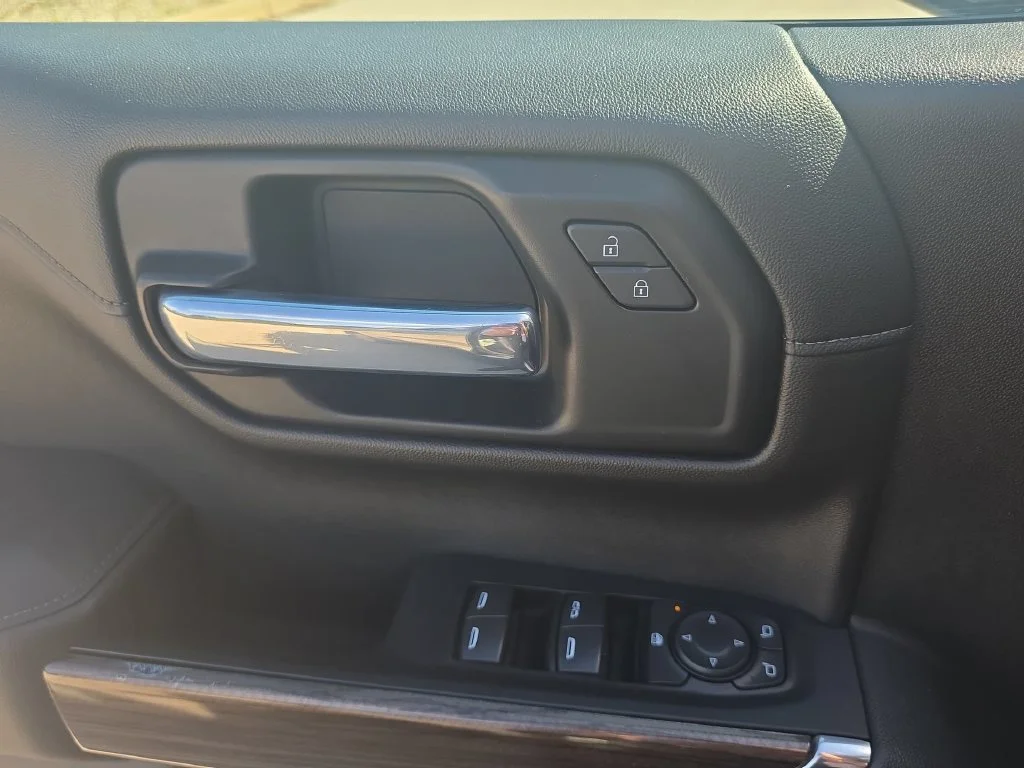 2021 Chevrolet Silverado 1500 RST - Photo 24