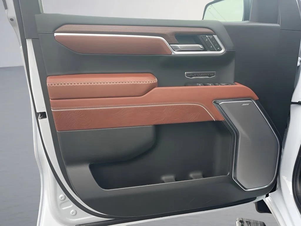 New 2026 Glacier White Tricoat GMC Denali Ultimate image 29