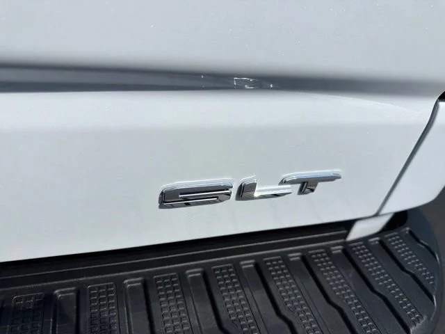 New 2026 Glacier White Tricoat GMC SLT image 20