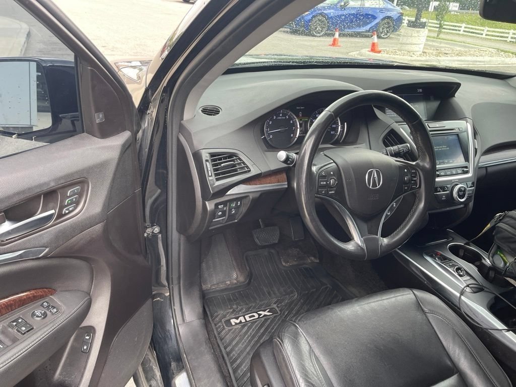 Used 2018 Crystal Black Pearl Acura w/Technology Pkg image 18