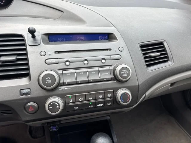 Used 2011 Silver Honda LX image 19