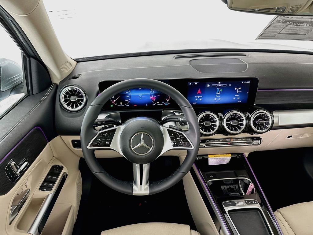 Certified Used 2026 Silver Mercedes-Benz GLB 250 image 22