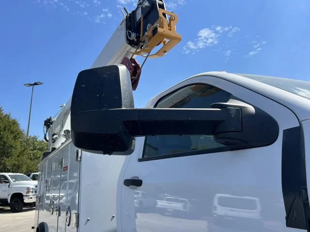 New 2024 Summit White Chevrolet Work Truck image 13
