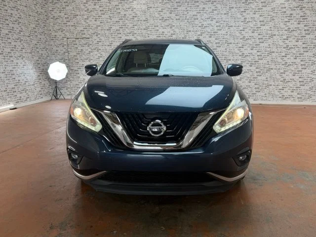 Used 2017 Arctic Blue Metallic Nissan SV image 2