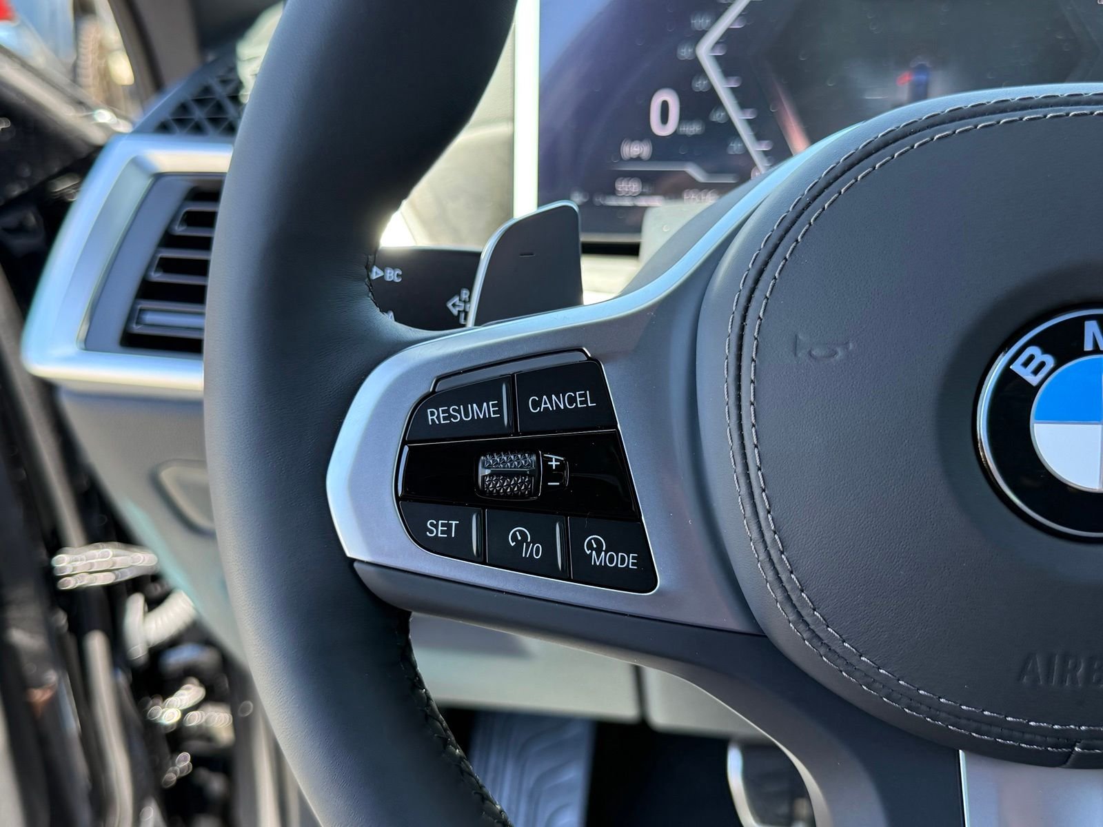 New 2027 Black Sapphire Metallic BMW xDrive40i image 24