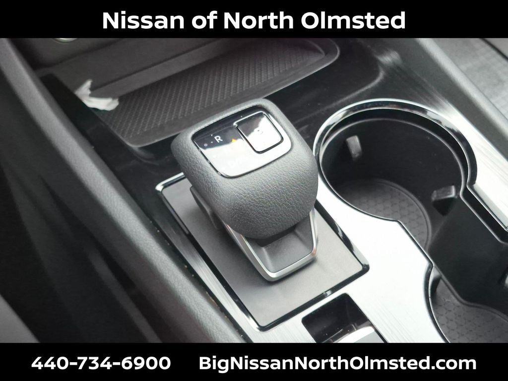 Certified Used 2023 Pearl White Nissan SV image 19