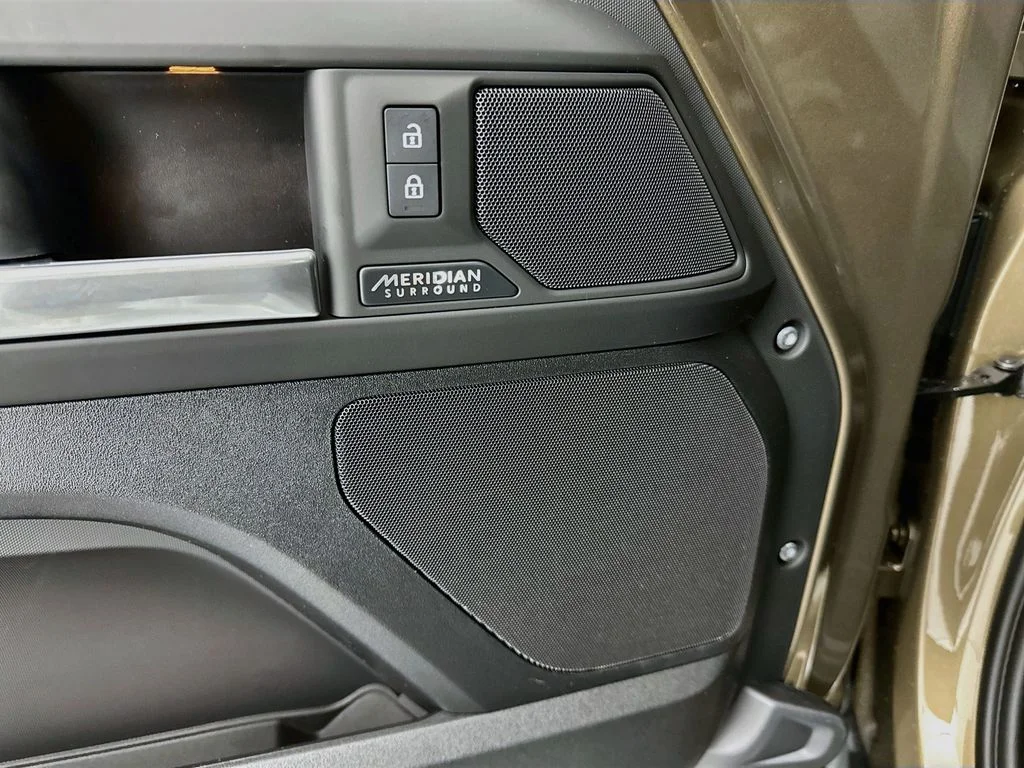 New 2026 Gondwana Stone Land Rover X-Dynamic SE image 19