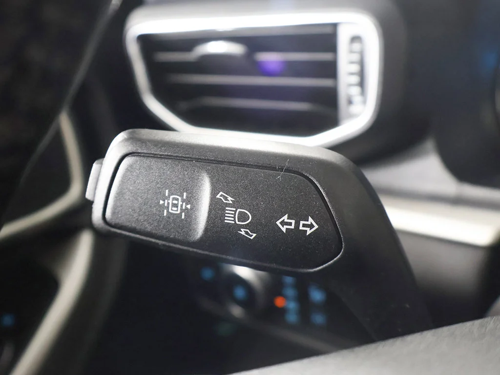 Used 2022 Silver Ford XLT image 40