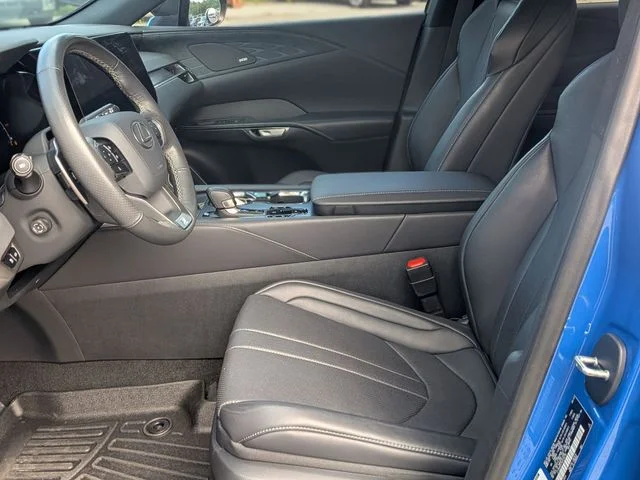 Used 2024  Lexus 350 F Sport Handling image 14