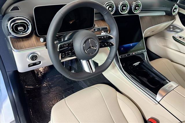 New 2026 Polar White Mercedes-Benz CLE 300 image 38