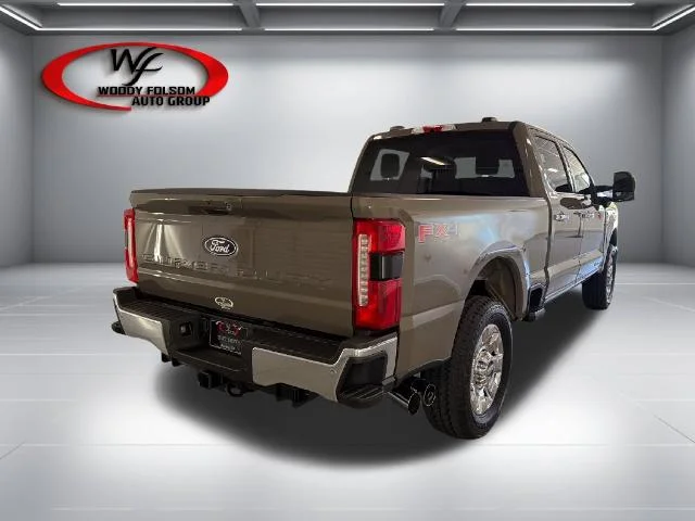 New 2027 Marsh Gray Metallic Ford F-250® Lariat® image 24