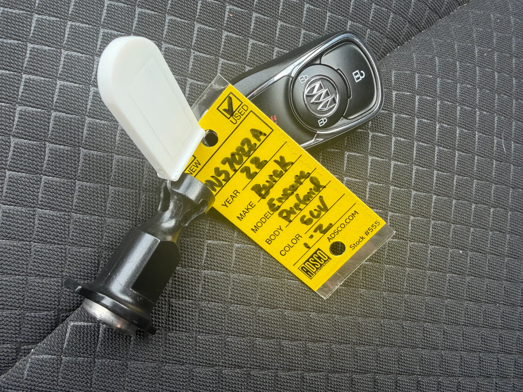 Used 2022 Quicksilver Metallic Buick Preferred image 2
