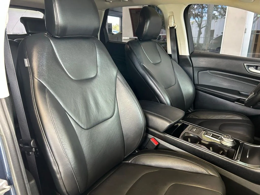 Used 2019 Blue Ford Titanium image 22