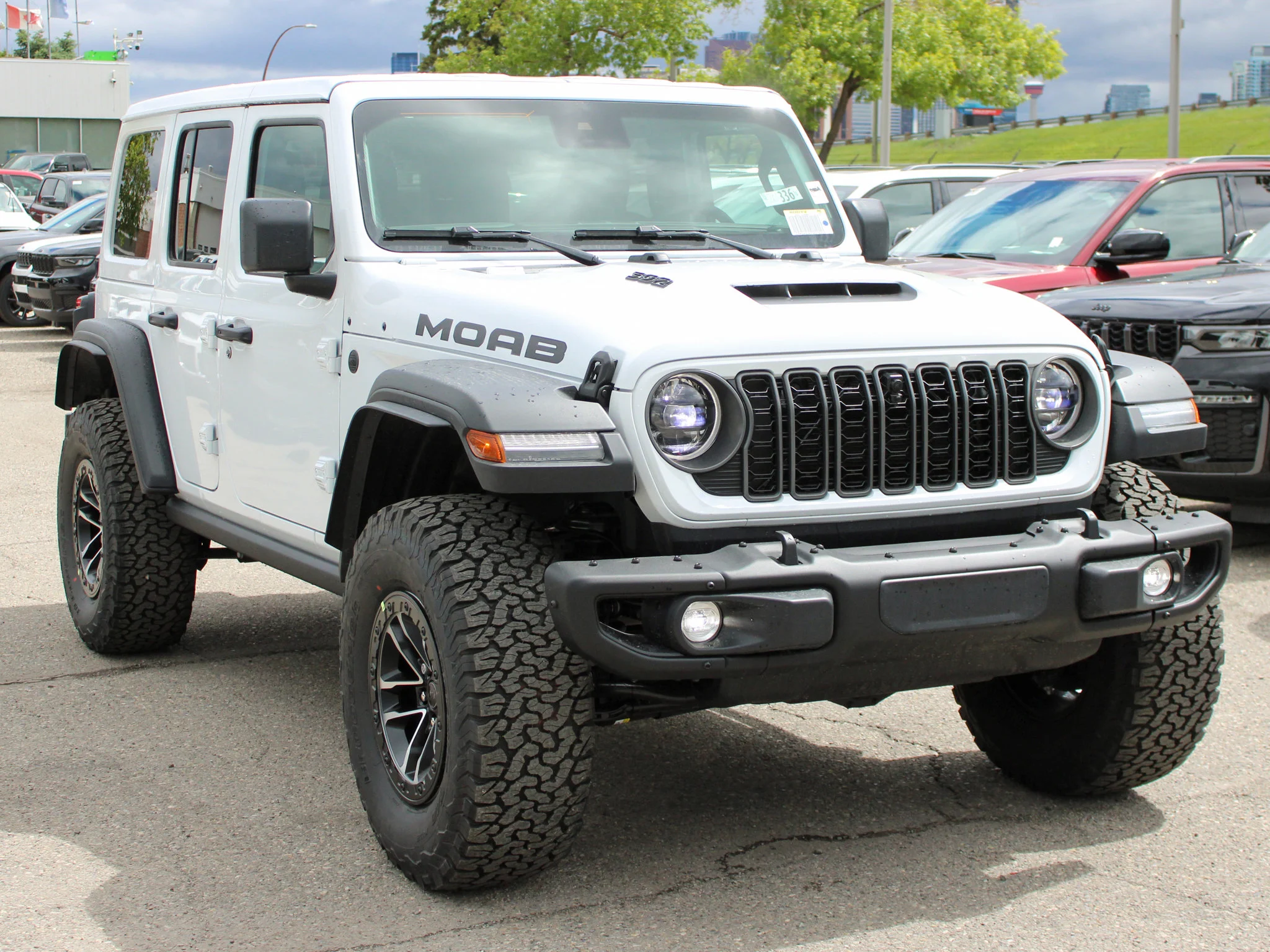 New 2026 White Jeep Moab 392* image 6