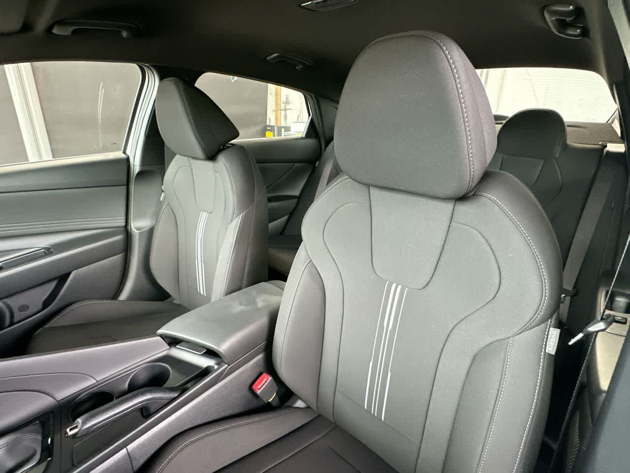 New 2026 Serenity White Hyundai SEL Sport image 14