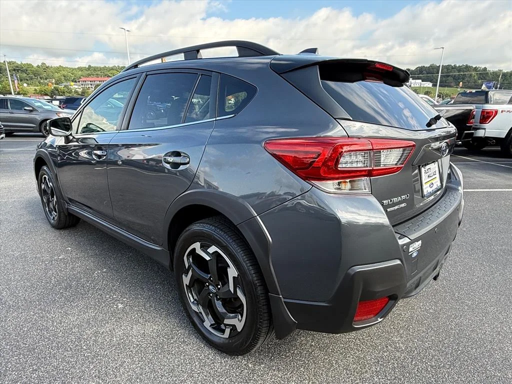 Used 2021 Magnetite Gray Metallic Subaru Limited image 5