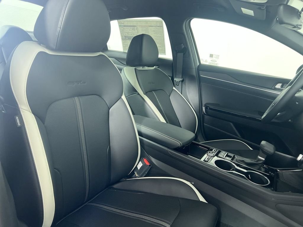 New 2026 Wolf Gray Kia GT-Line AWD image 30