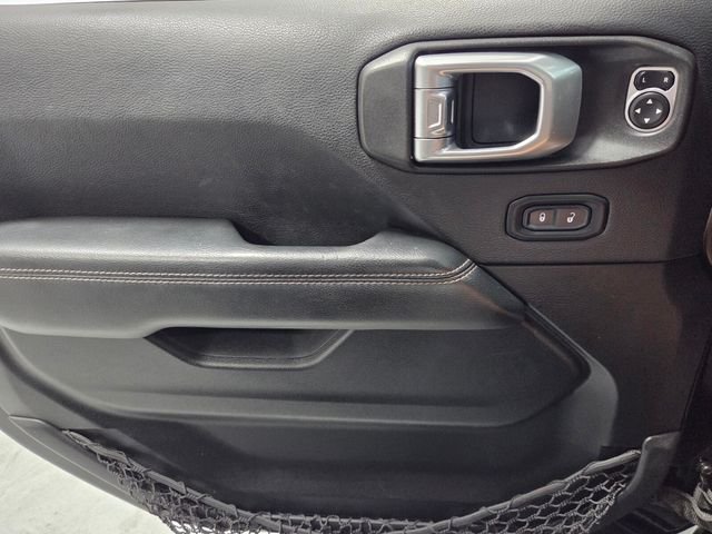 Used 2020 Black Jeep Unlimited Sahara image 24