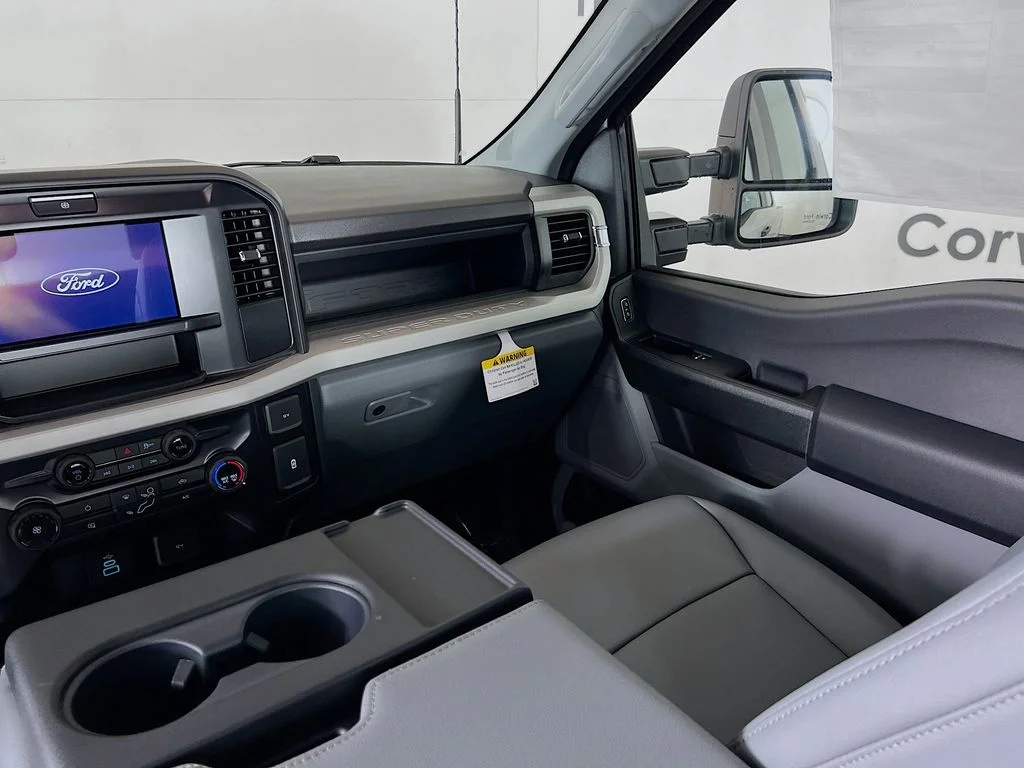 New 2026 Oxford White Ford XL image 23