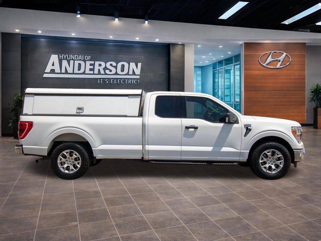 Used 2021 White Ford XLT image 13