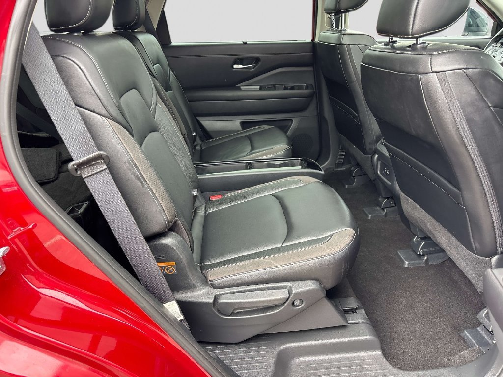 Used 2024 Red Nissan SL image 20