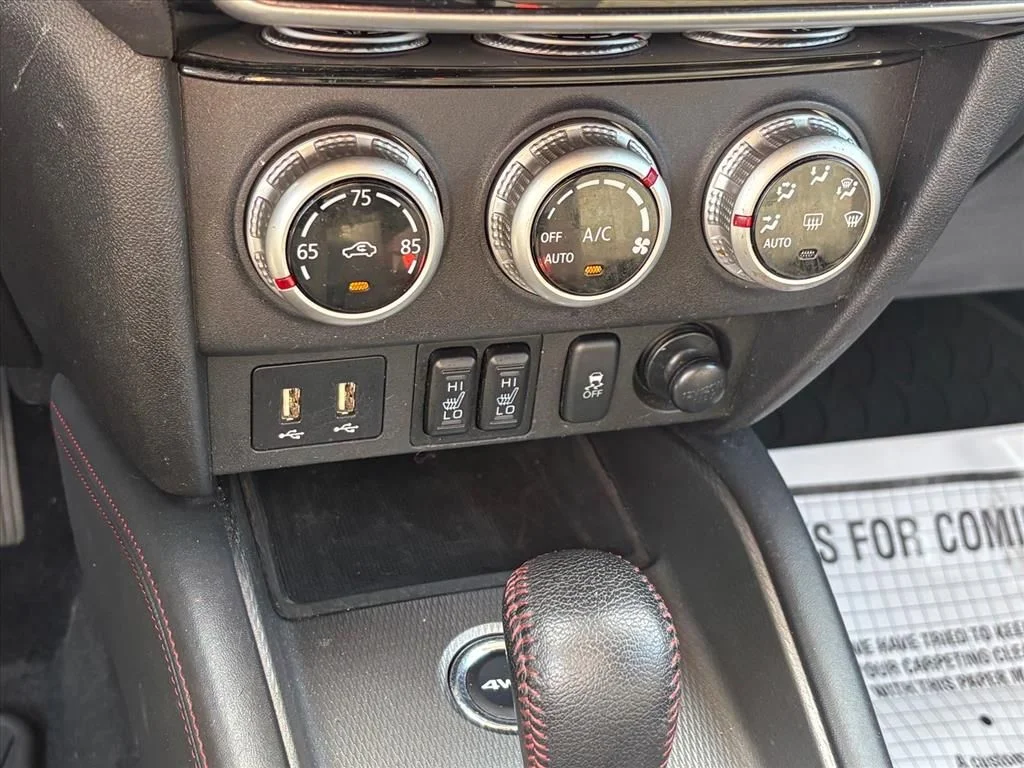 Used 2024 Black Mitsubishi 2.0 LE image 17