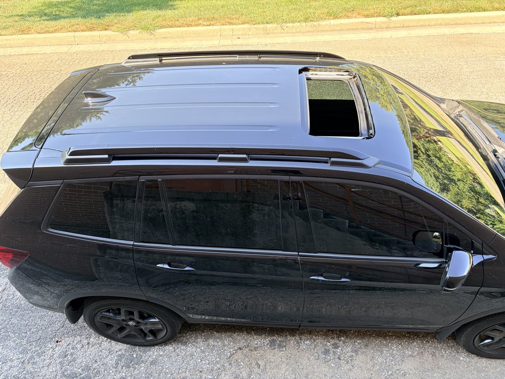 Used 2025 Crystal Black Pearl Honda Black Edition image 9