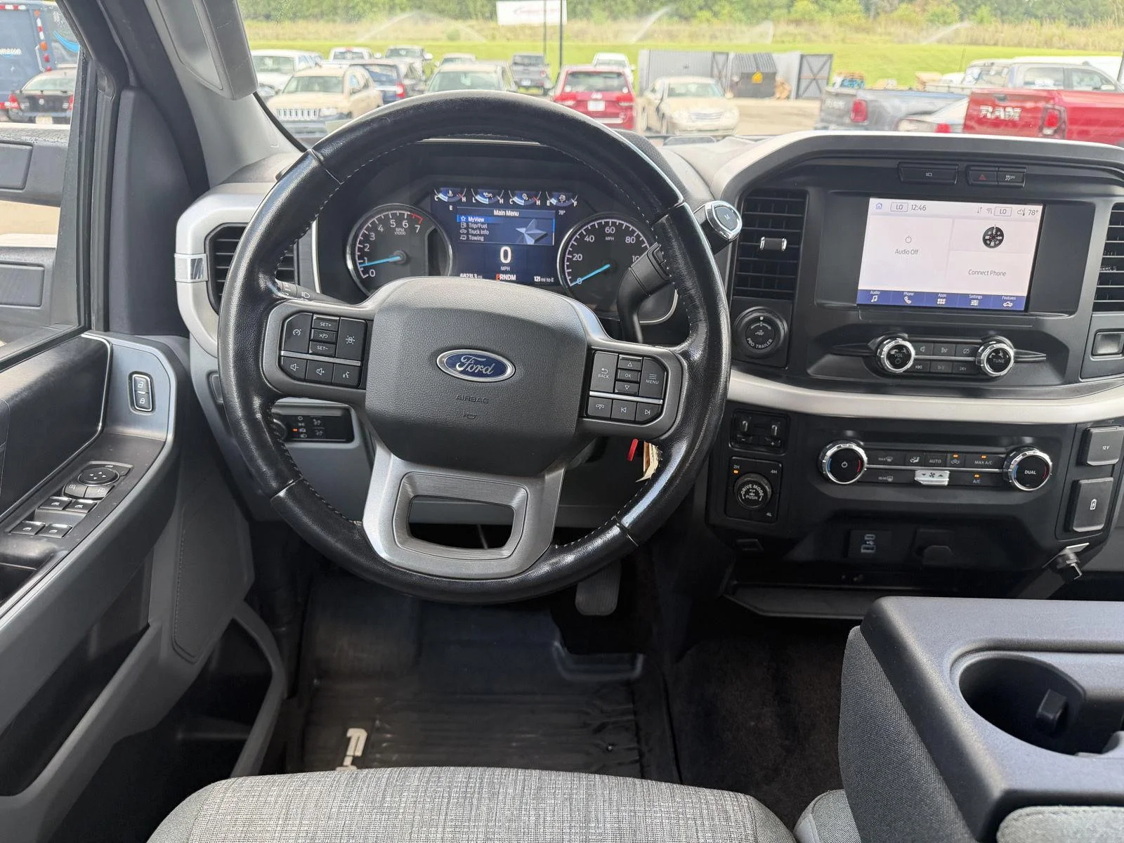 Used 2022 Oxford White Ford XLT image 8