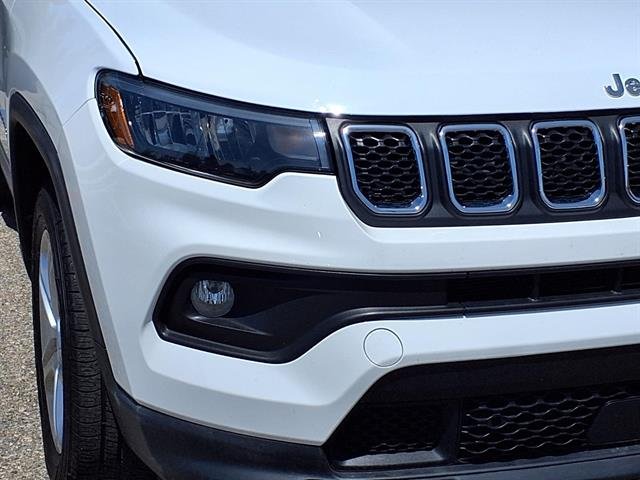 Certified Used 2024 Bright White Clear Coat Jeep Latitude image 27