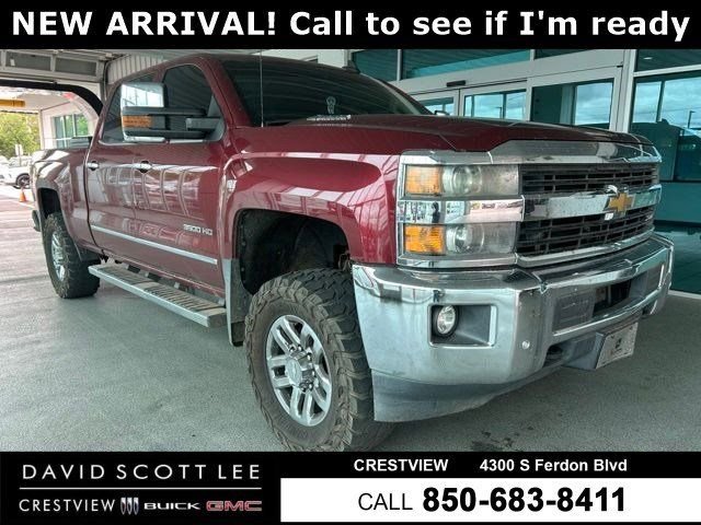 2015 Chevrolet Silverado HD LTZ 4WD Crew Cab Short Box SRW w R6Q's photo