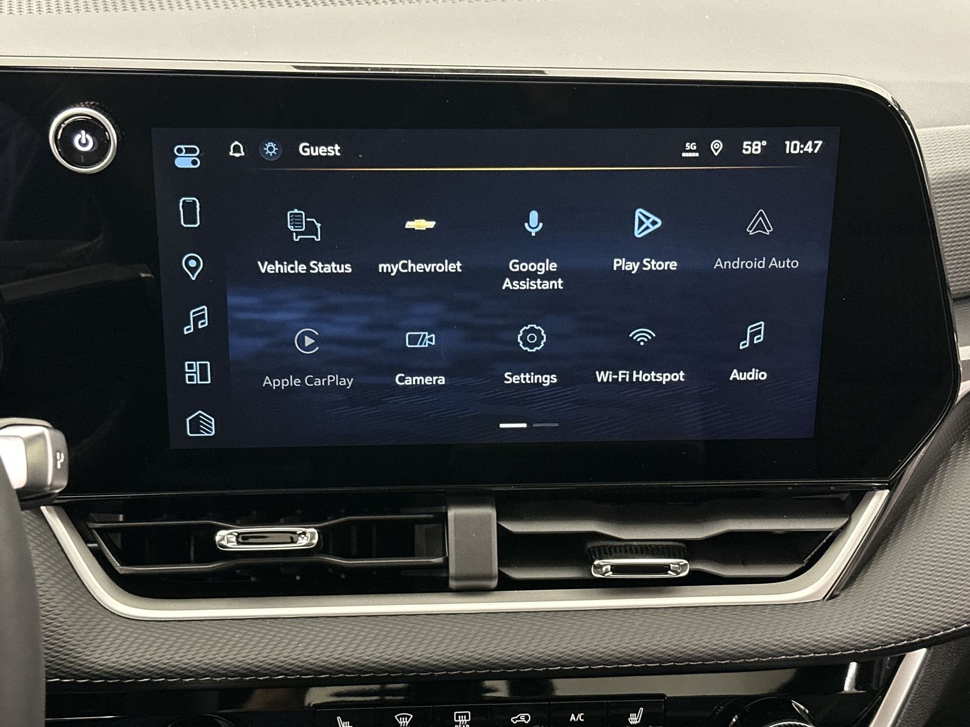 2027 Chevrolet Equinox LT - Photo 68
