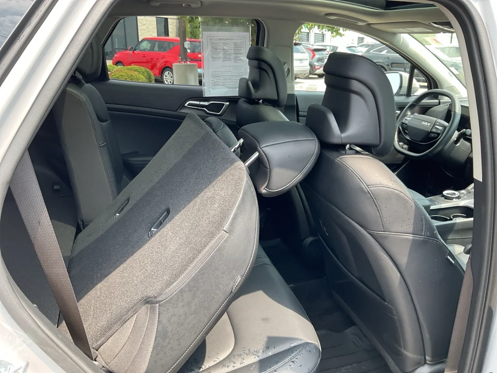 Used 2026 Wolf Gray Kia EX image 15