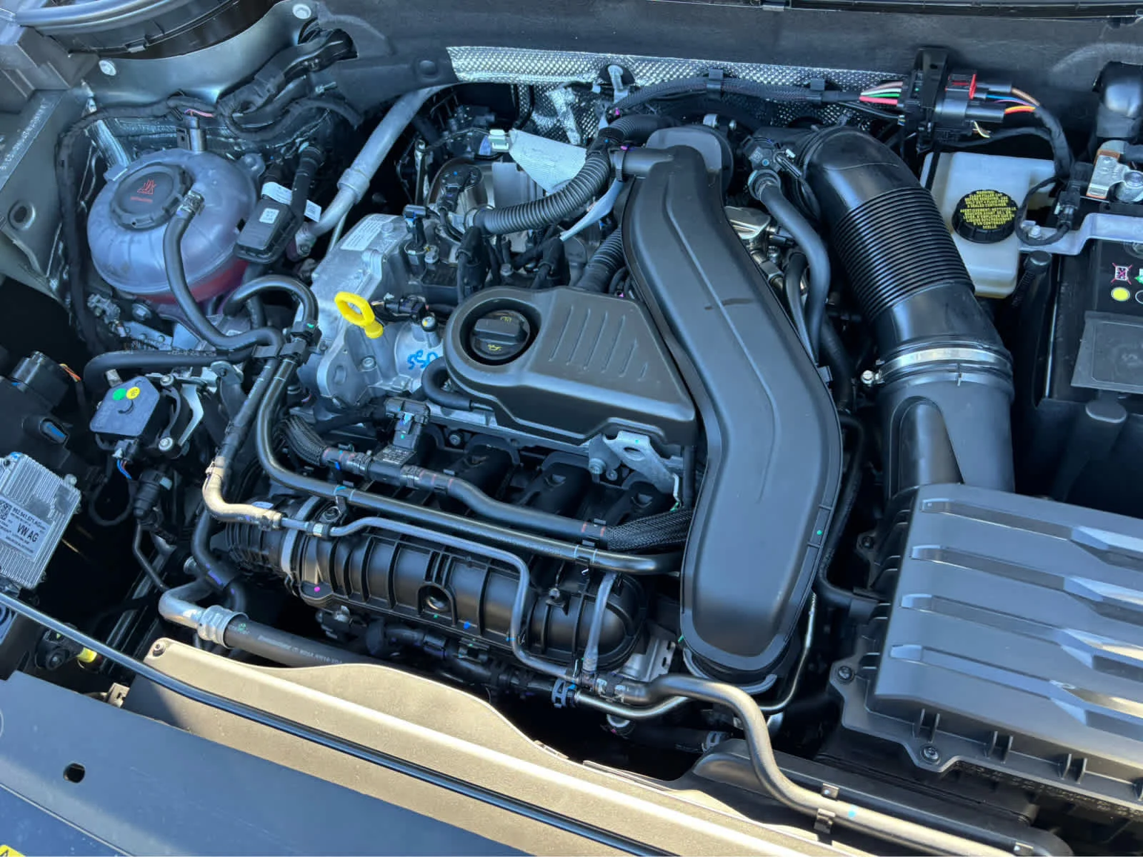 New 2026 PLATINUM GRAY Volkswagen S image 25