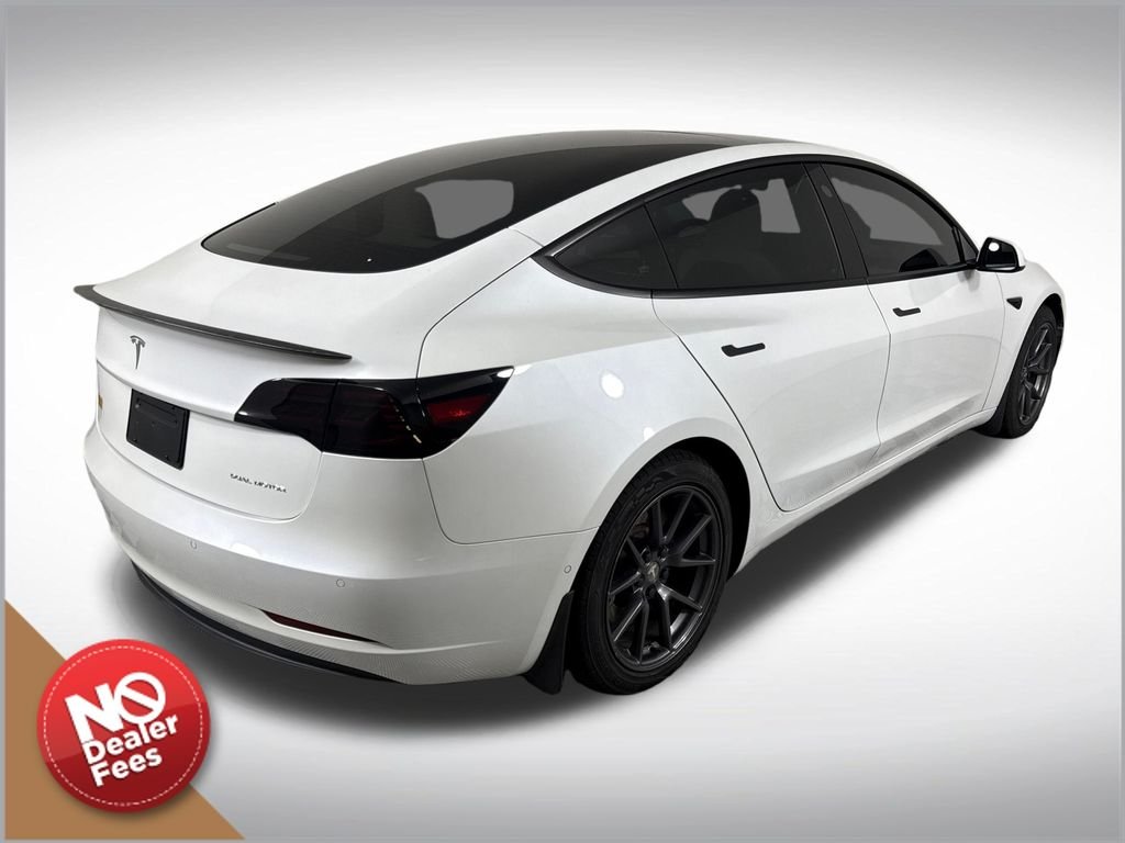 Used 2021 White Tesla Long Range image 3