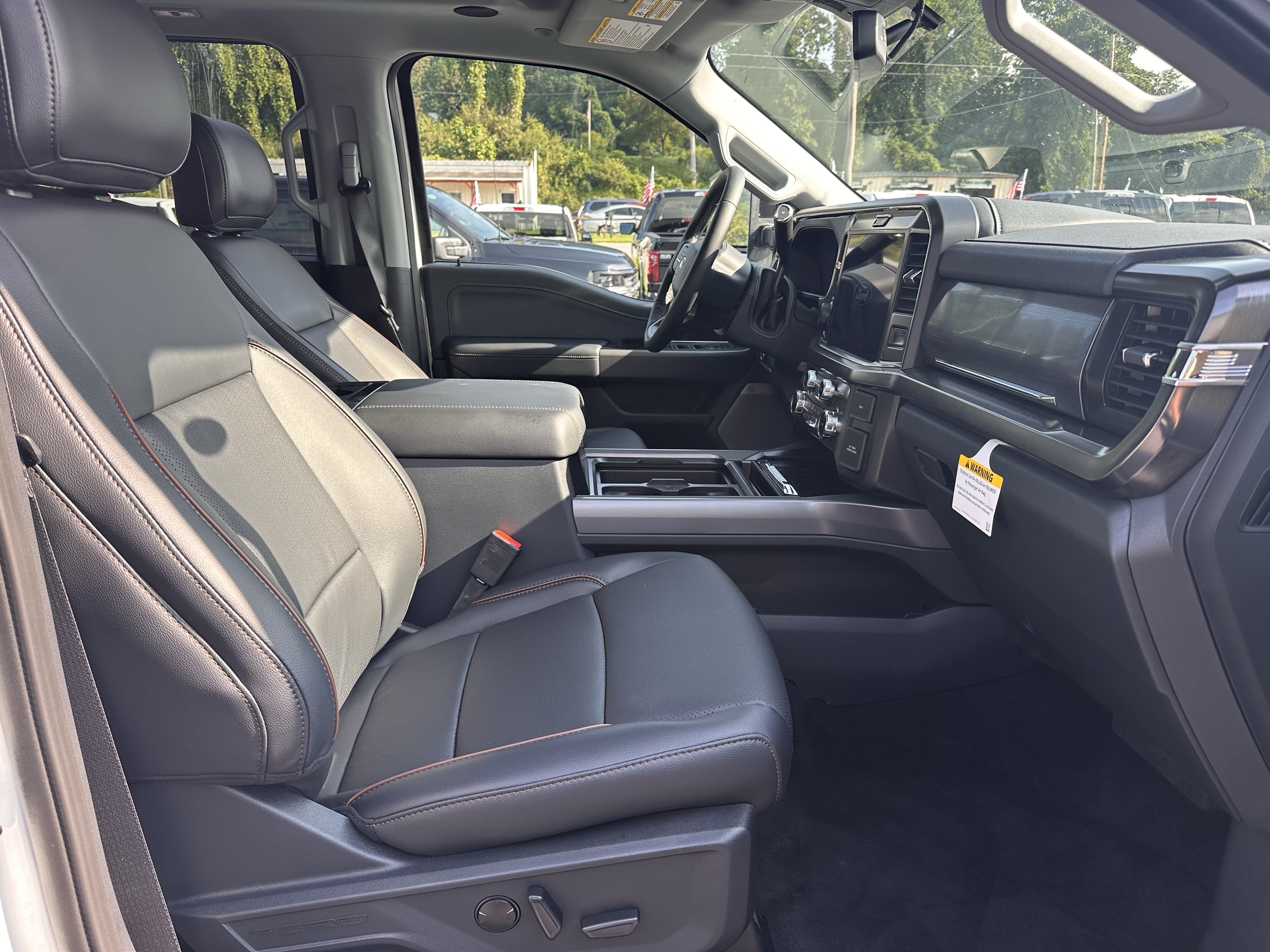 New 2026 Oxford White Ford F-250® Lariat® image 15