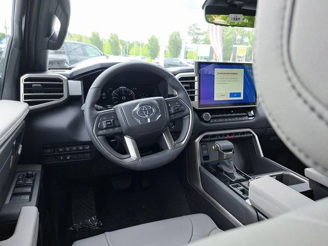 2026 Toyota Tundra Limited - Photo 10
