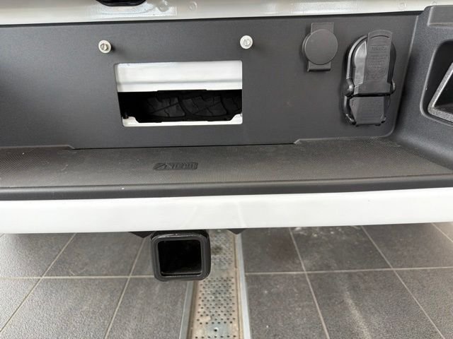 New 2026 Oxford White Ford XLT image 10