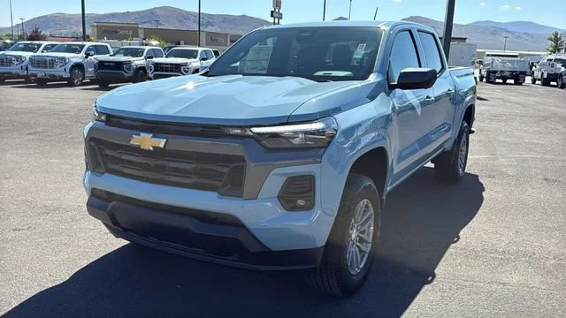 New 2026 Snowdrift Metallic Chevrolet LT image 7