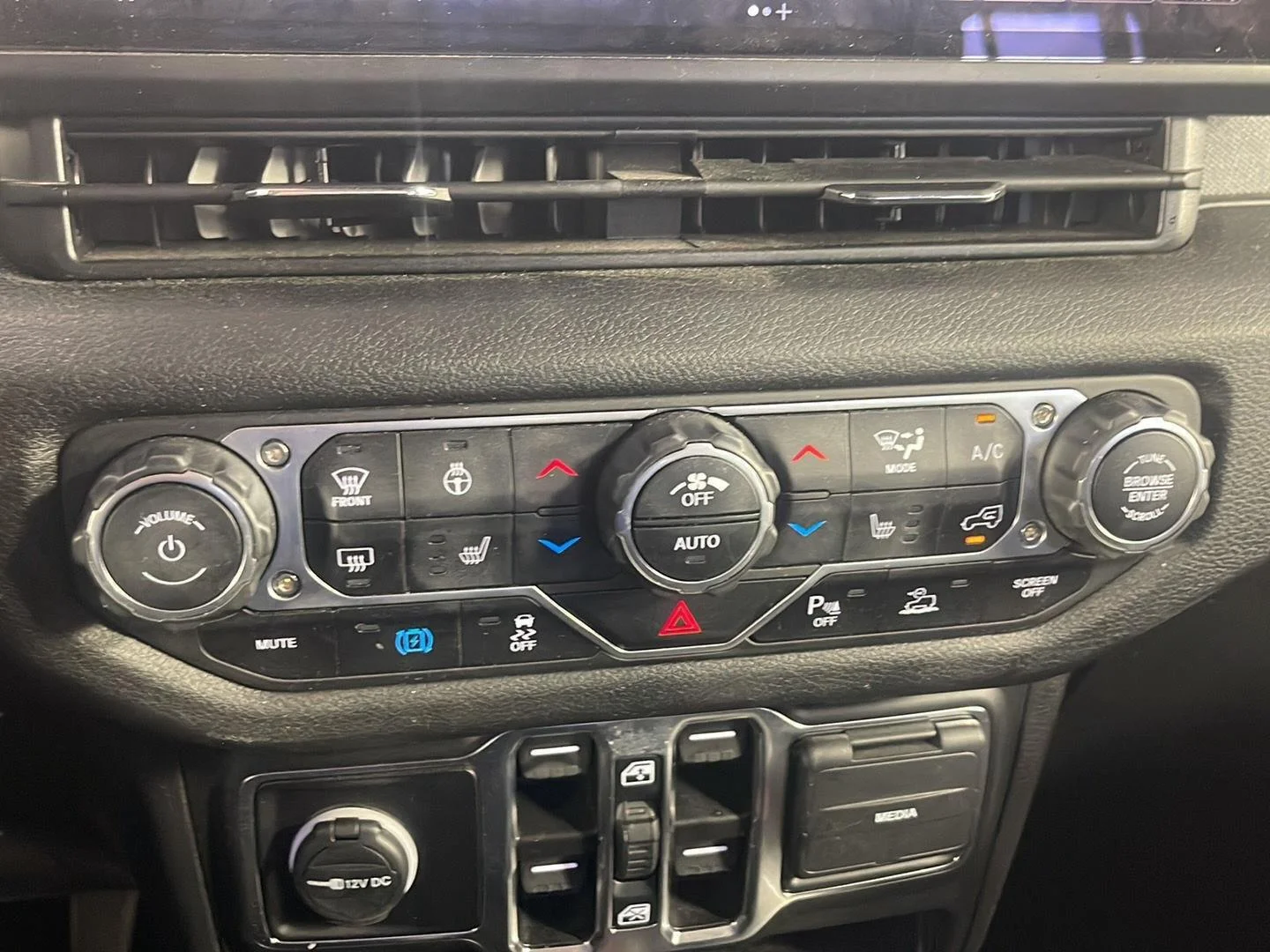Used 2024 Anvil Clear Coat Jeep Willys image 18