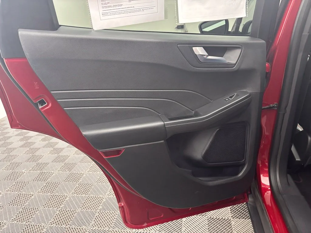 Used 2023 Red Ford ST-Line image 34