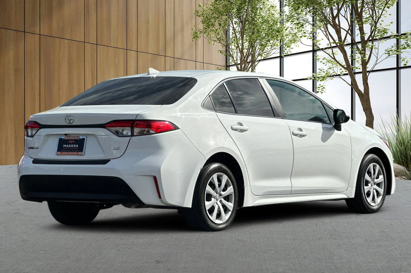 Used 2025 White Toyota LE image 4