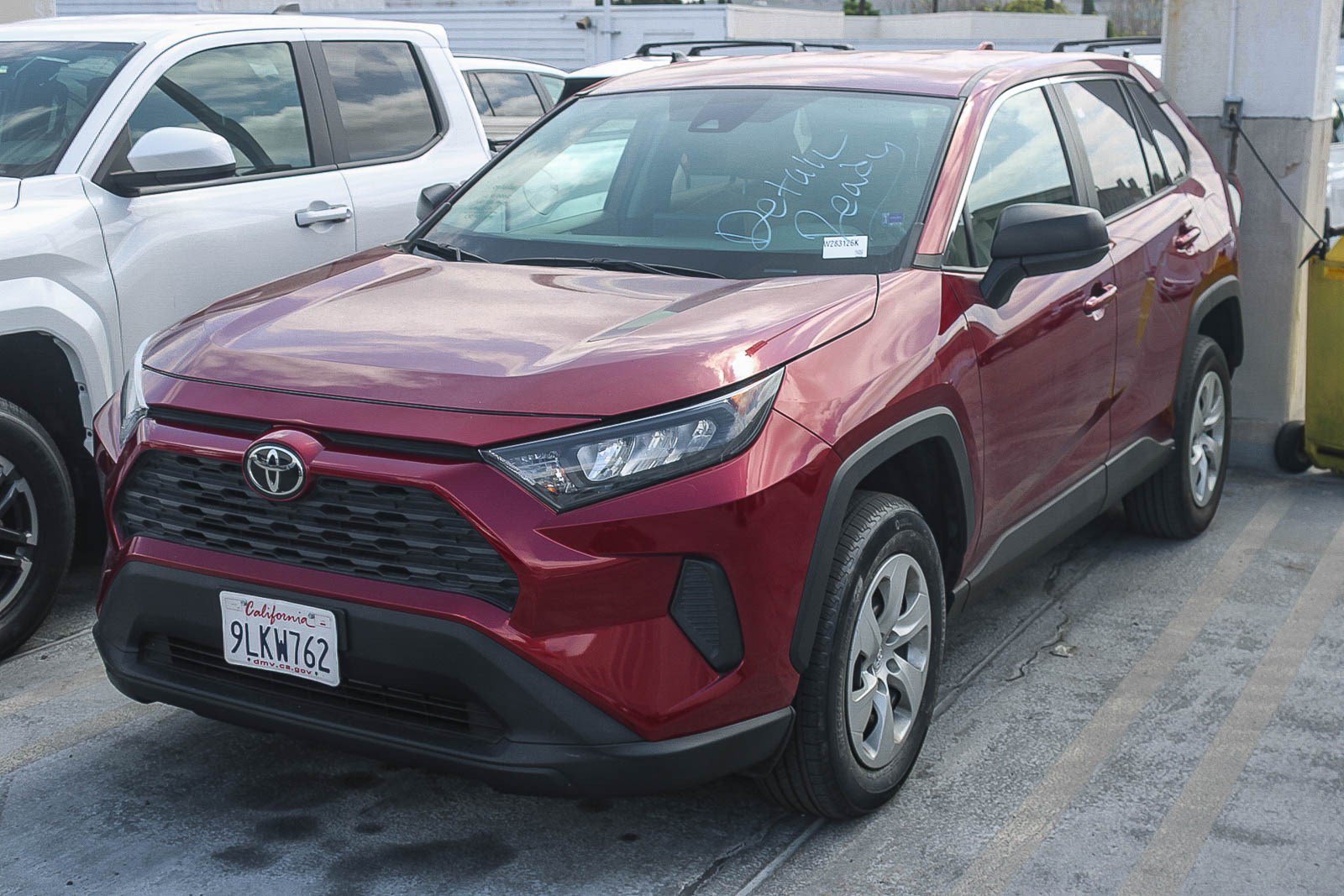 Certified Used 2022 Ruby Flare Pearl Toyota LE image 4