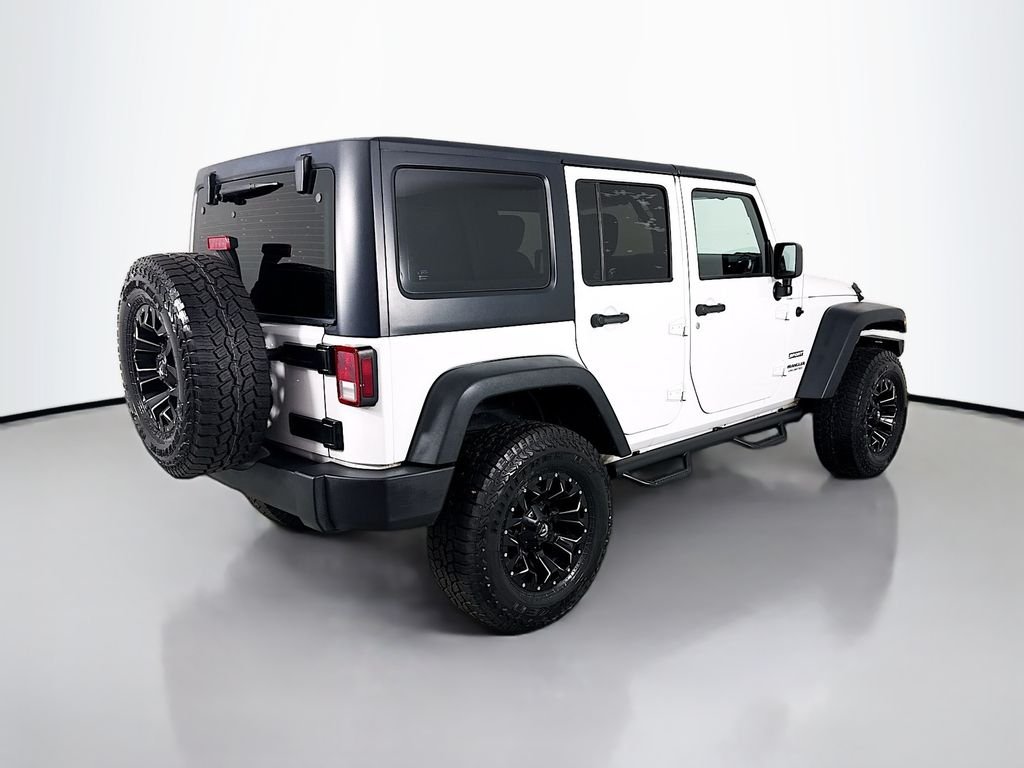 Used 2015 White Jeep Unlimited Sport image 9