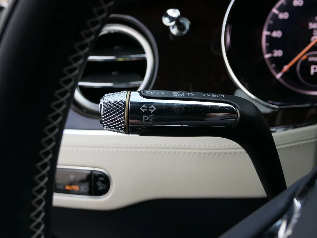Used 2023 WHITE Bentley GT V8 image 15