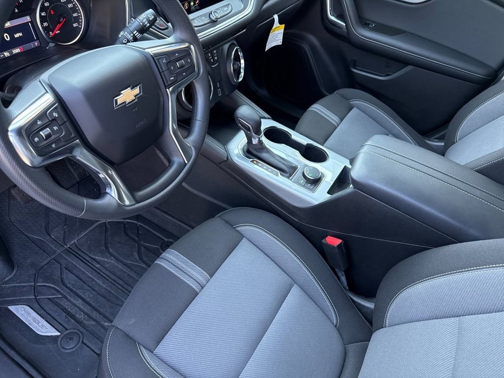 2025 Chevrolet Blazer 2LT - Photo 9