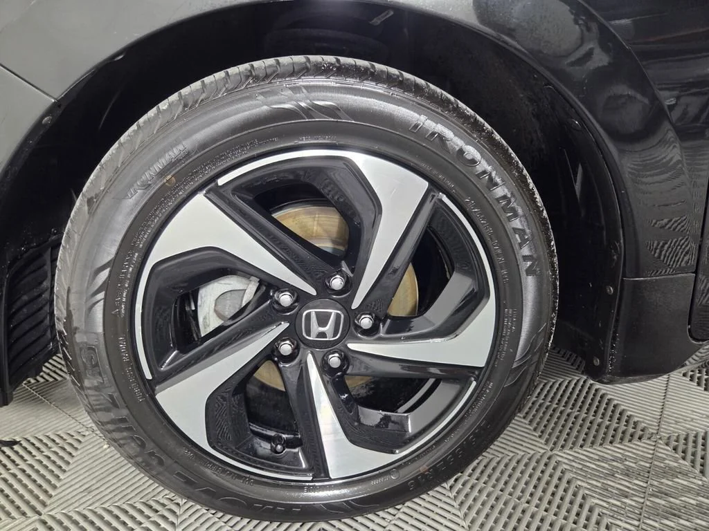 Used 2022 Black Honda EX image 8