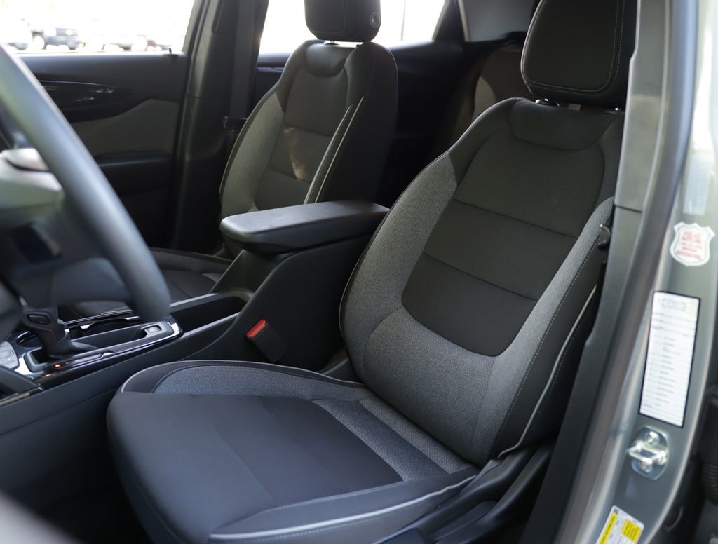 Used 2025 Sterling Gray Metallic Chevrolet LT image 20