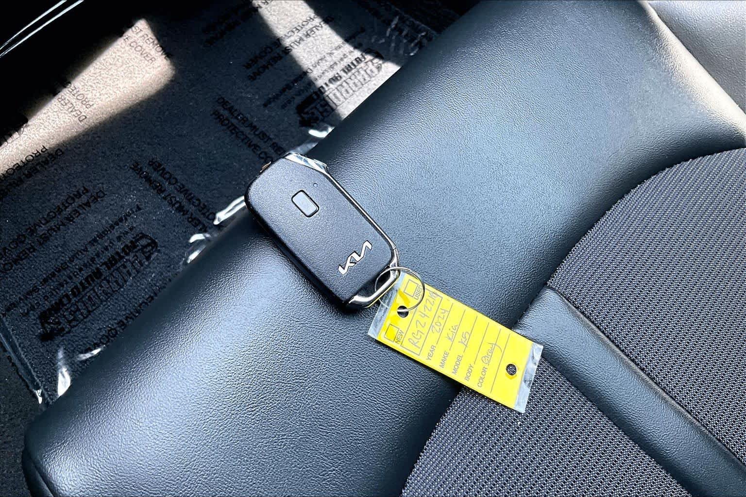 Used 2024 Wolf Gray Kia GT-Line image 14