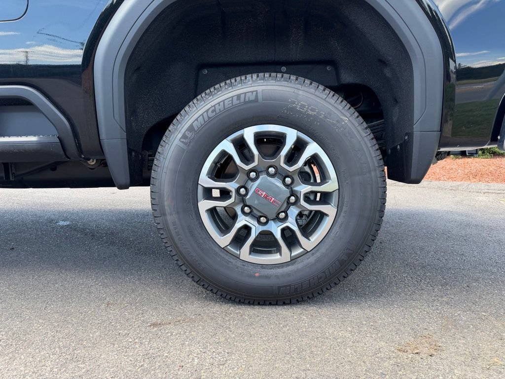 2026 GMC Sierra 2500HD SLT - Photo 9
