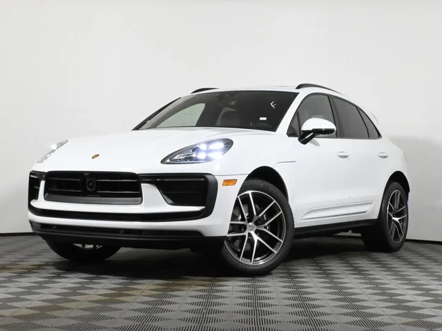 2026 Porsche Macan 
